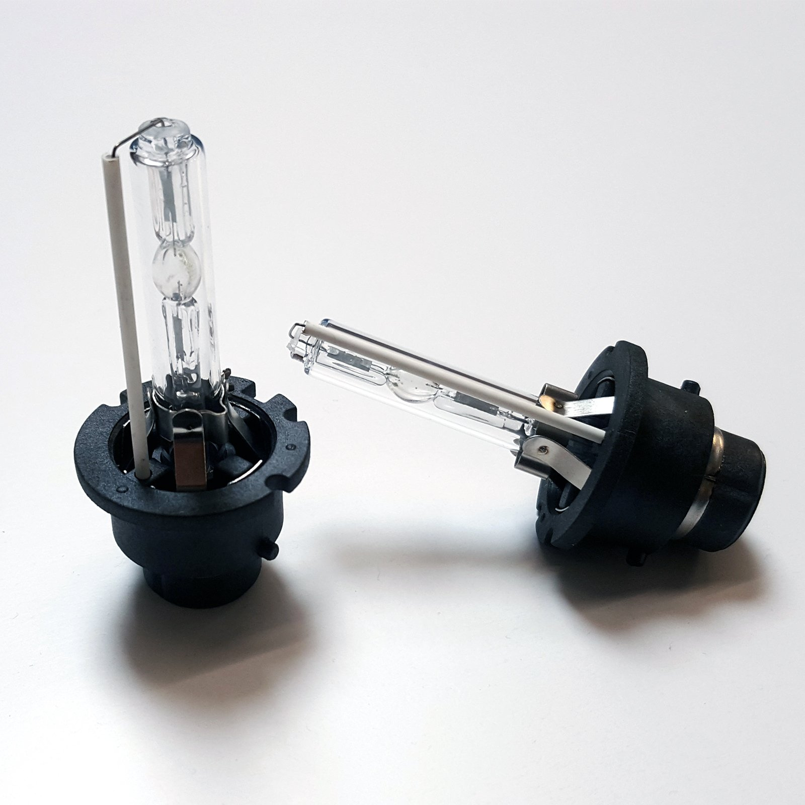 D2S / D2R Lamps XENON 6000K OEM HID Bulbs High Quality Metal Base 2pcs