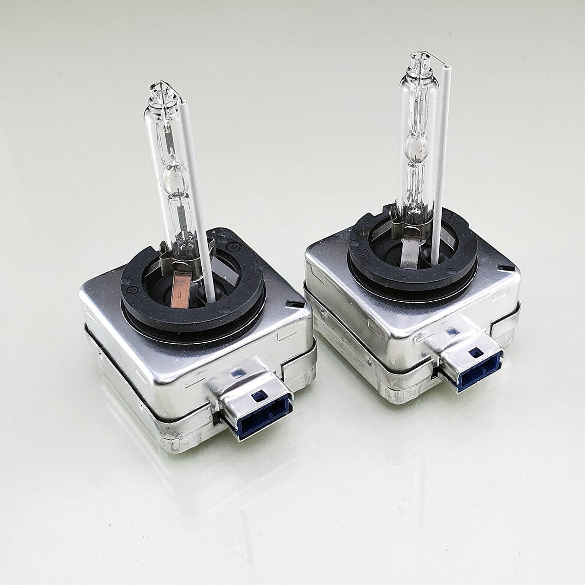 D8S PK32d1 Lamps XENON 6000K HID OEM Bulbs 2pcs Xenon HID Lights